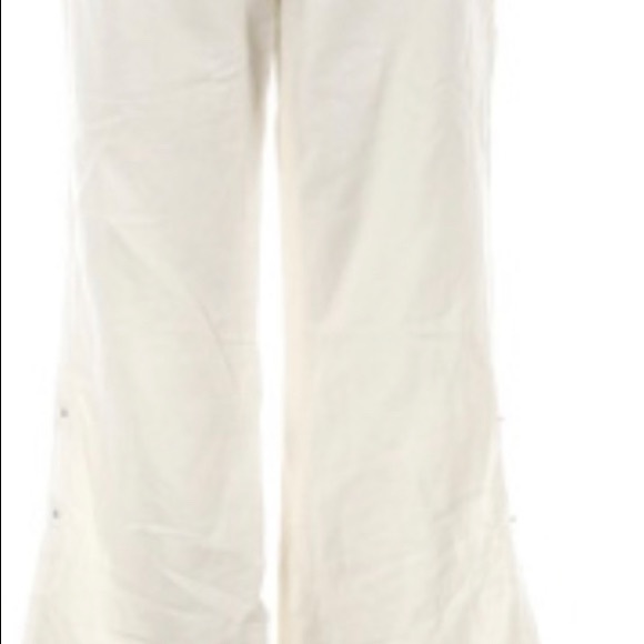BCBGMAXAZRIA white pants
Size 2 Linen Pants - Picture 2 of 4